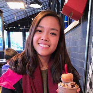 Meet your Posher, Olivia